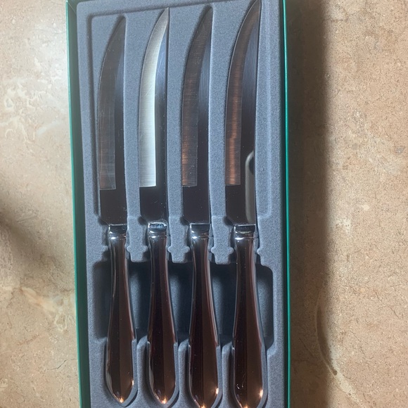 Vintage Towle stainless steak knives.  50 years old. - Picture 8 of 8